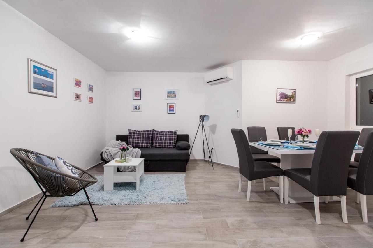 Maiv Residence - Family & Designer Suites Рогозница Номер фото