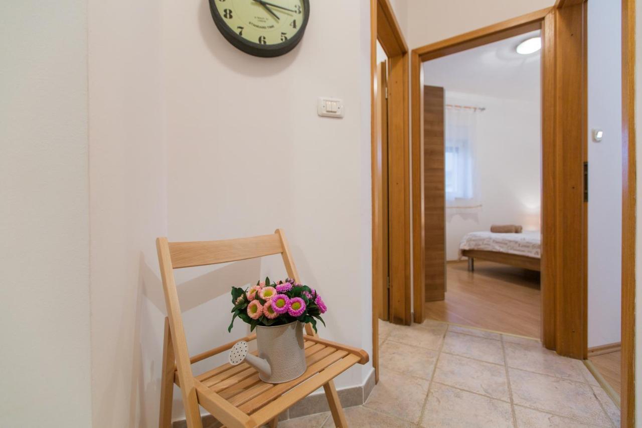 Maiv Residence - Family & Designer Suites Рогозница Номер фото