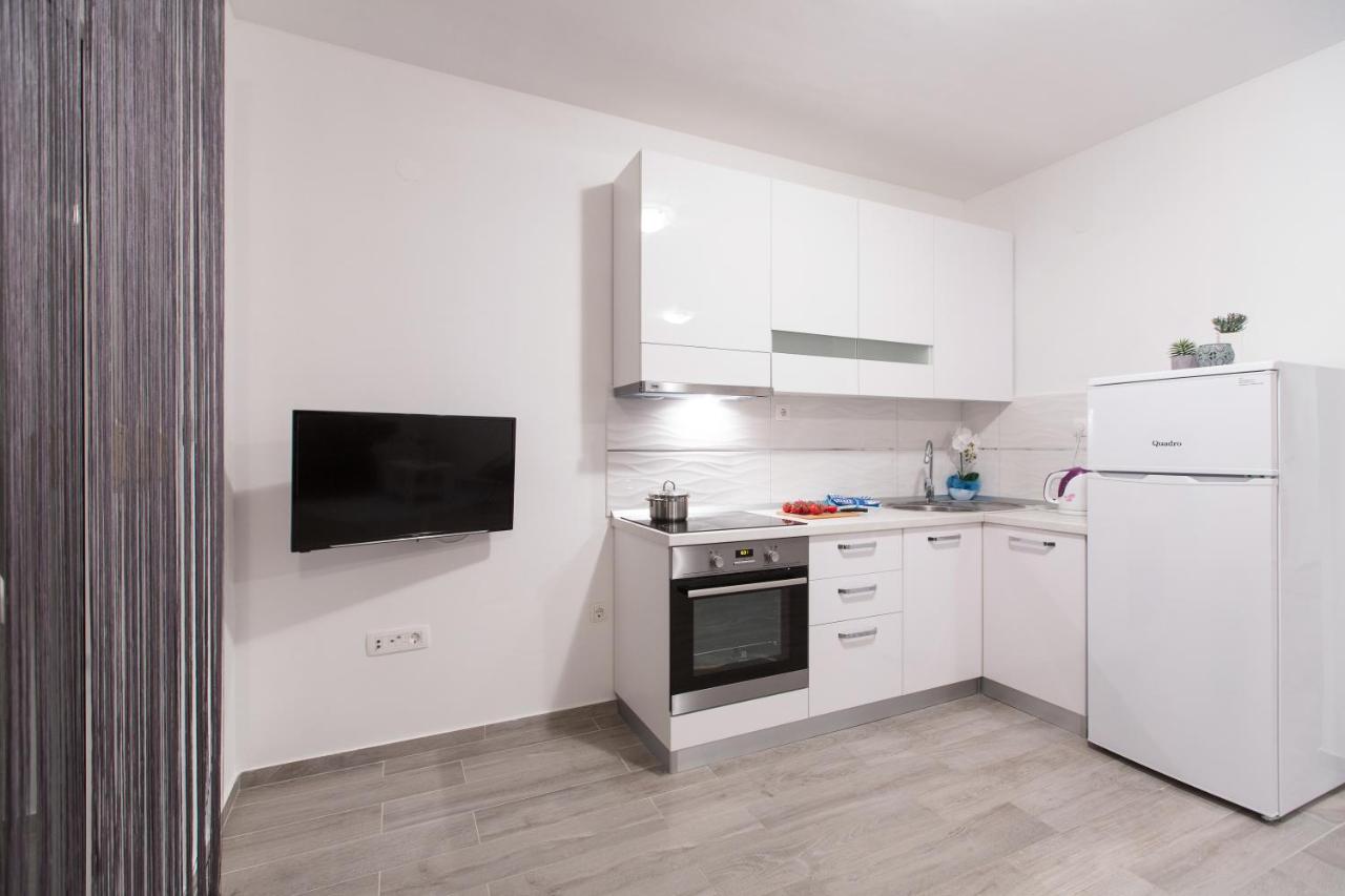 Maiv Residence - Family & Designer Suites Рогозница Номер фото